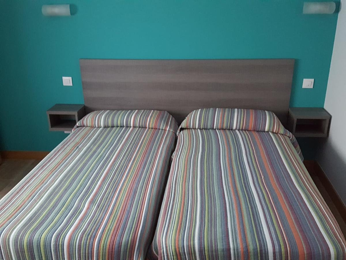 Hostal Rosi Laredo Eksteriør billede