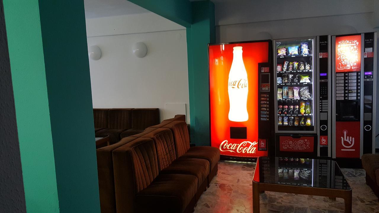 Hostal Rosi Laredo Eksteriør billede