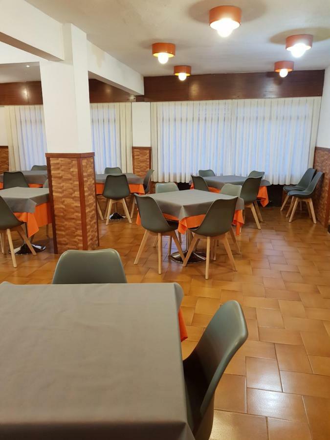 Hostal Rosi Laredo Eksteriør billede
